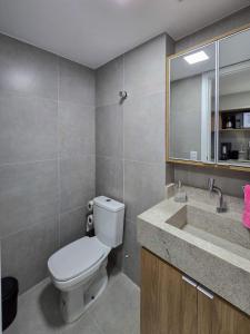 Flat duplex, 100m da praia, piscina