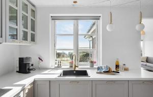 4 Bedroom Gorgeous Home In Rude