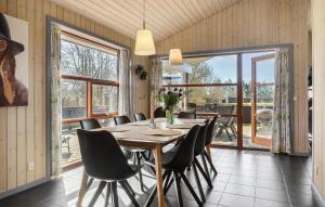 Beautiful Home In Juelsminde With Sauna
