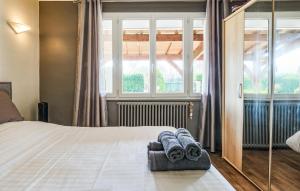 Maisons de vacances Cozy Home In Saint-Vincent-De-Cosse : photos des chambres