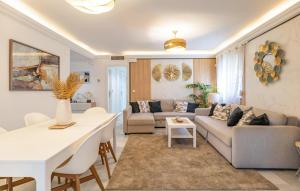 Awesome Apartment In Marbella With Wifi