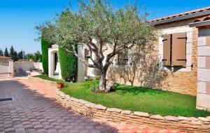 Maisons de vacances Cozy Home In Chateaurenard : photos des chambres