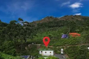 3 Bedroom mountain Cottage pothamedu - hills top, 3 bed room,hall public parking - Devikolam