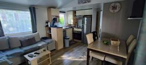 La Réserve 4 étoiles à Gastes emplacement 592 3CH 1SDB 6 personnes