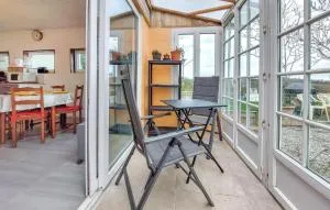 Nice Home In Saint-Caradec-Trégomel - Saint-Caradec-Trégomel