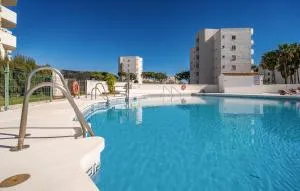 Gorgeous Apartment In Calahonda - Sitio de Calahonda