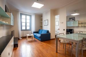 Via dei Fabbri Leonardo Apartment - Central Milan - Milan-Cortina 2026 Olympics - Milan Design Week 2026