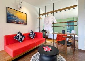 Joi Boutique Bãi Trước