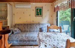 Gorgeous Home In Falkenberg