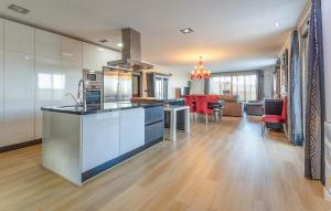 Beautiful Home In Cox