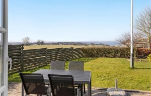 3 Bedroom Nice Home In Middelfart