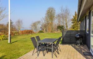 3 Bedroom Nice Home In Middelfart