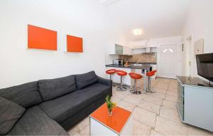 Nice Apartment In Vidalici 