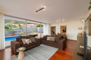 Private pool and sea view - Tropical Villa