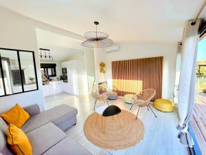 Maisons de vacances NUIKI Lodges - Gites : photos des chambres