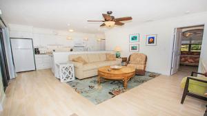 Relax on your private deck with Gulf views - Sanibel Island