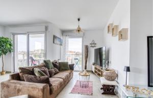 Appartements Beautiful Apartment In La Tremblade : photos des chambres