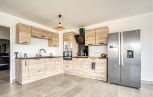 Appartements Beautiful Apartment In La Tremblade : photos des chambres