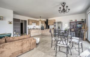 Appartements Beautiful Apartment In La Tremblade : Appartement 2 Chambres