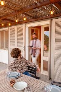 Appartements Le Mazet de l'Or - Climatisation et vue sur l'etang : photos des chambres