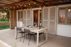 Appartements Le Mazet de l'Or - Climatisation et vue sur l'etang : photos des chambres