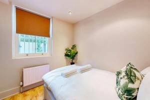 Charming 1 BR Apt near Shepherds Bush Station