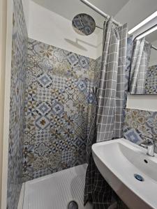 Camera Doppia con Letti Singoli con Bagno Privato Esterno