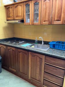 Casa cerca del CC Titán con seguridad Privada