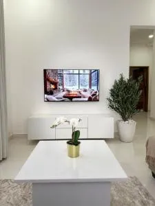 Perfect Stays - Mazizini