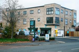 Luxury Flats Near Manchester Airport