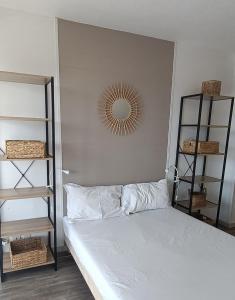 Studio cosy pour curistes avec terrasse, vue sur piscine