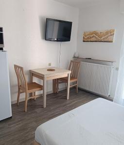 Studio cosy pour curistes avec terrasse, vue sur piscine