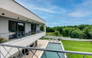 Lovely Home In Stokovci