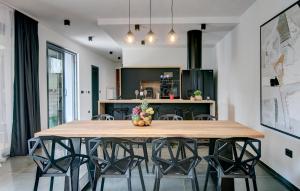 Lovely Home In Stokovci