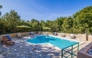 Pet Friendly Home In Koromacno