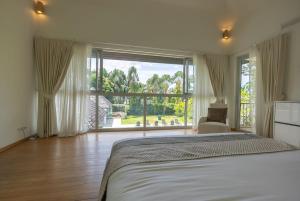 Top Pool Villa Layan Estate Laguna Bangtao