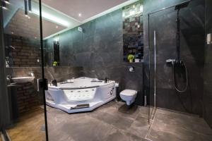 Jacuzzi & Relax by Leo Apartments Old Town