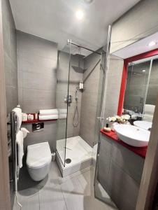 Central Ensuite Boutique Room 103