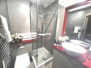 En-suit Boutique Family room for Three 303