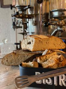 Hotels La Table De Jeanne - Hotel & Restaurant : photos des chambres