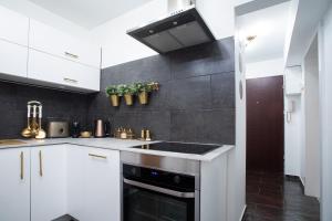 Katowice Golden Peacock - Grazynskiego 7