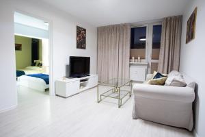 Katowice Golden Peacock - Grazynskiego 7