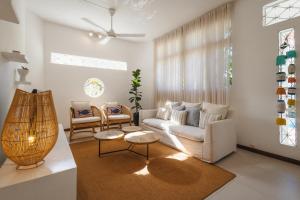 Coco Beach I&II - 6 Bedrooms , Private Pool , Beach at 200 meters