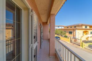 Apartment with garden img23