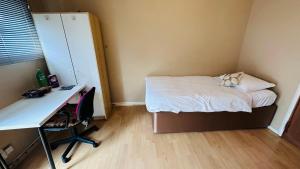 Twin Room in Central London