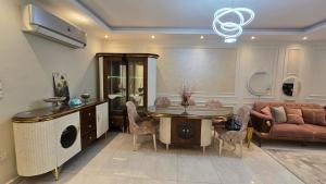 طيبة بجامعة الدول بجوار مطعم أسماك قدورة