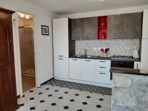 Tellaro, Tramonto sul Golfo