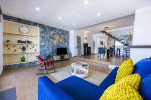 Casa Blue View by Seewest