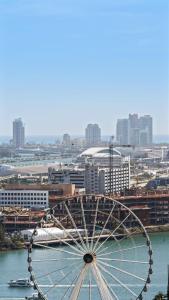 2-Bedr Downtown Miami Condo Bay Views