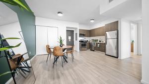 2-Bedr Downtown Miami Condo Bay Views